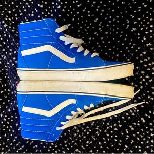 High Top Vans, Men’s 9.5, Great Condition, Slightly worn